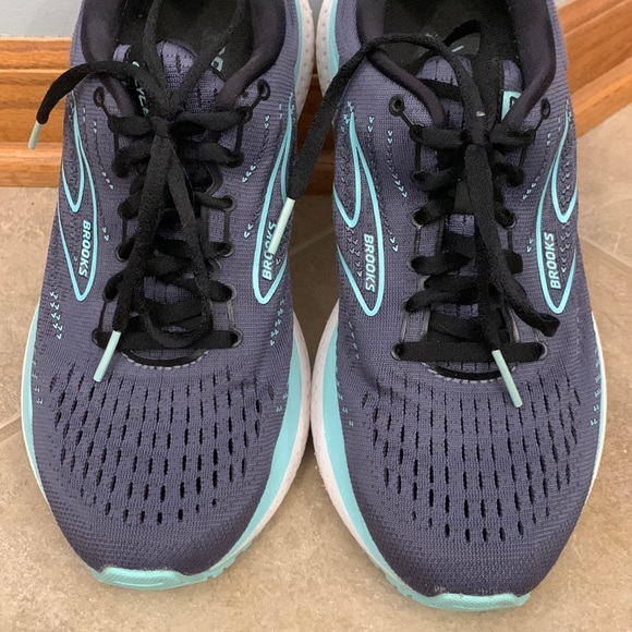 Brooks Shoes - Brooks Glycerin 19!